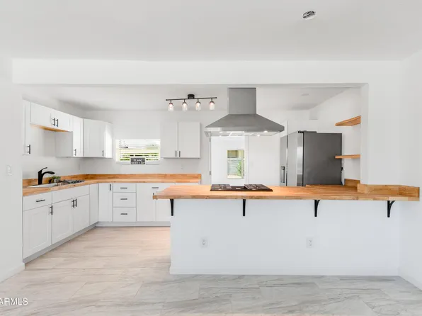 718 W 3RD Place, Mesa, AZ 85201