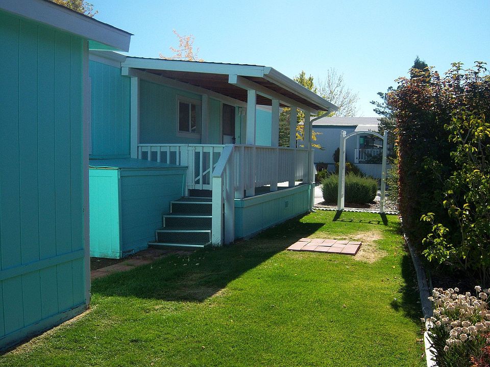 2nd image of 7950 Yorkshire Dr Spc 4