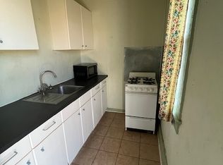 108 Wimberly St APT 10, Yoakum, TX 77995