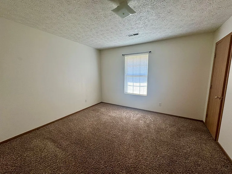 100-106 Shannon Valley Dr — Photo 11