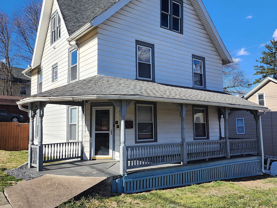 1st image of 52 W Houston Ave