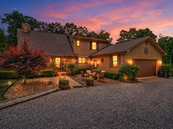 1072 Belmont Dr, Monterey, TN 38574