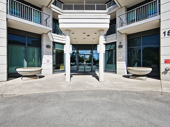 2nd image of 185 Oneida Cres #1117