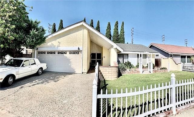 1st image of 3510 S Woodland Pl