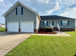 100 Martha Dr, Elizabeth City, NC 27909
