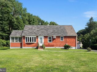 7 Fran Ave, Ewing, NJ 08638