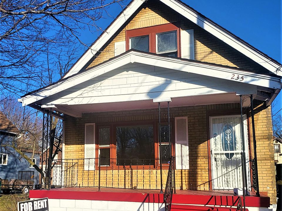 1st image of 235 Cortland Ave