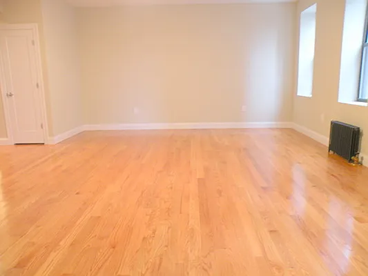 Sold by Real Estate Investors Group LLC | media 35