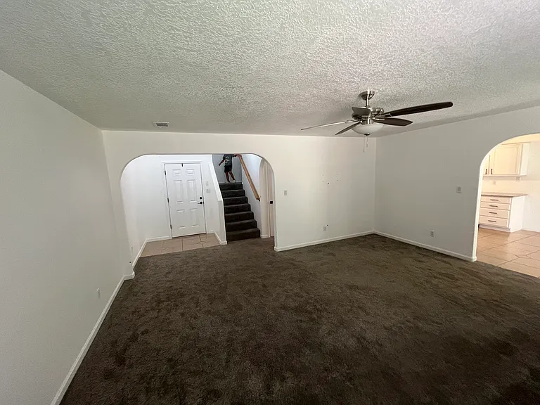 6605 Binbrook Rd NW — Photo 15