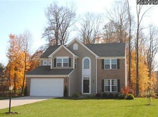 3910 Encell Dr, Akron, OH 44321
