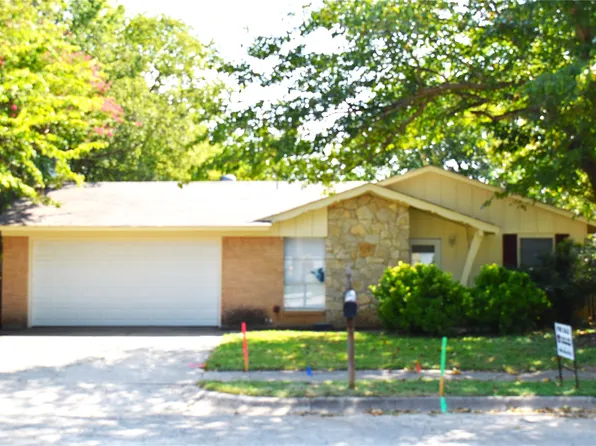 3904 Titan Trl, Denton, TX 76209