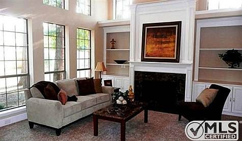 3rd image of 15 Fair Green Dr