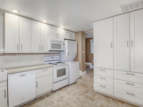 425 18th St APT 1, Sacramento, CA 95811