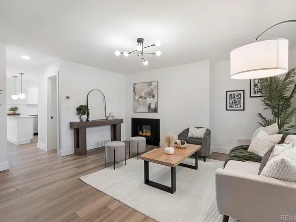 5743 S Lowell Boulevard, Littleton, CO 80123