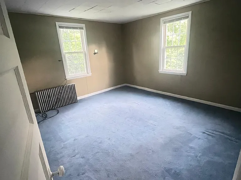 75 Old Pleasant St #75 — Photo 13