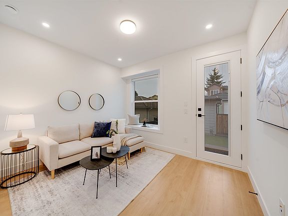 5th image of 5940 Hardwick St