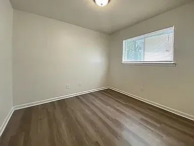 3115 Carnes Ave — Photo 5