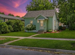 2012 Charles St, La Crosse, WI 54603