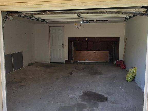 2nd image of 4100 Kalamazoo Ave SE