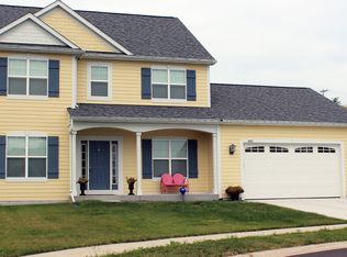 3067 Nostalgic Ct, Hubertus, WI 53033