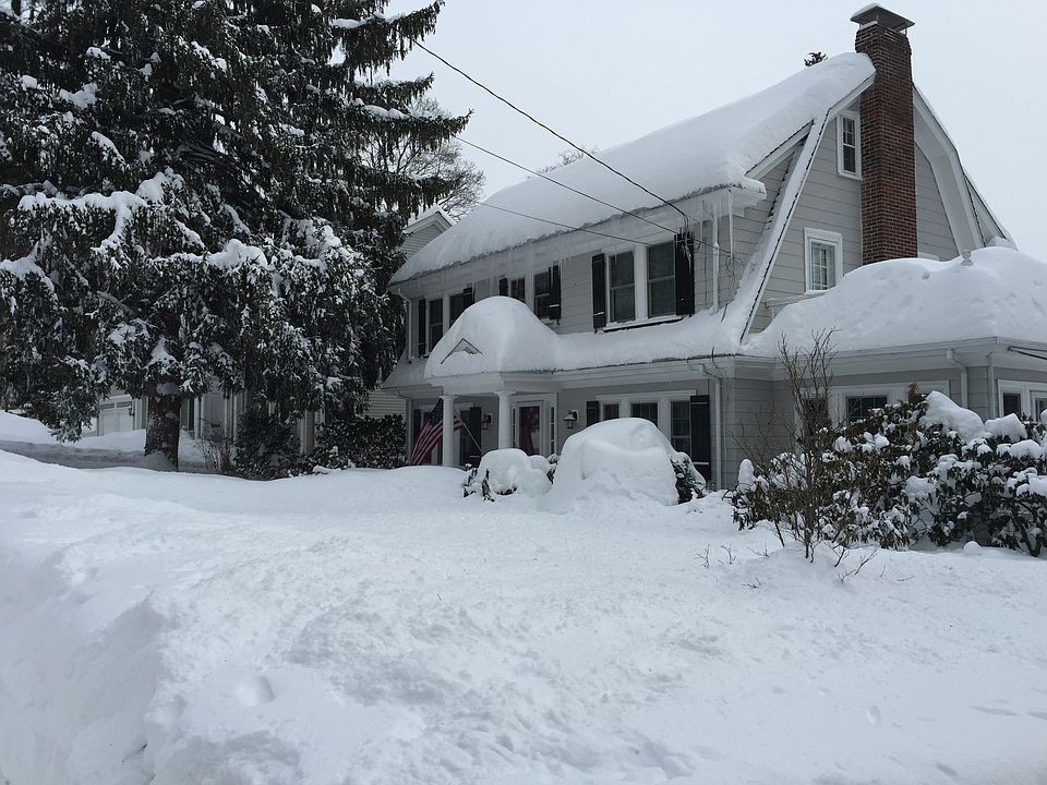 2nd image of 182 Homer St