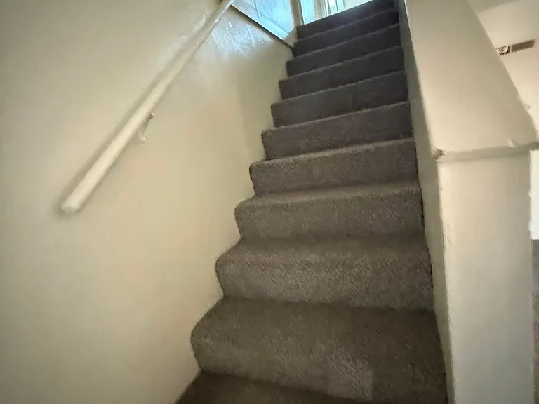 510 Lansing Dr #7 — Photo 6