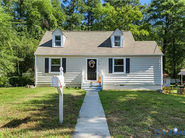 208 Algiers Dr, Sandston, VA 23150