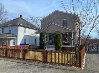 89 Stillwater Ave, Providence, RI 02908