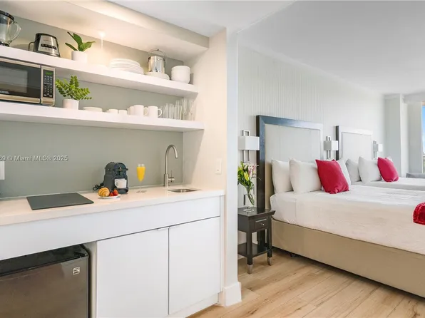 2889 McFarlane Rd #1503, Miami, FL 33133