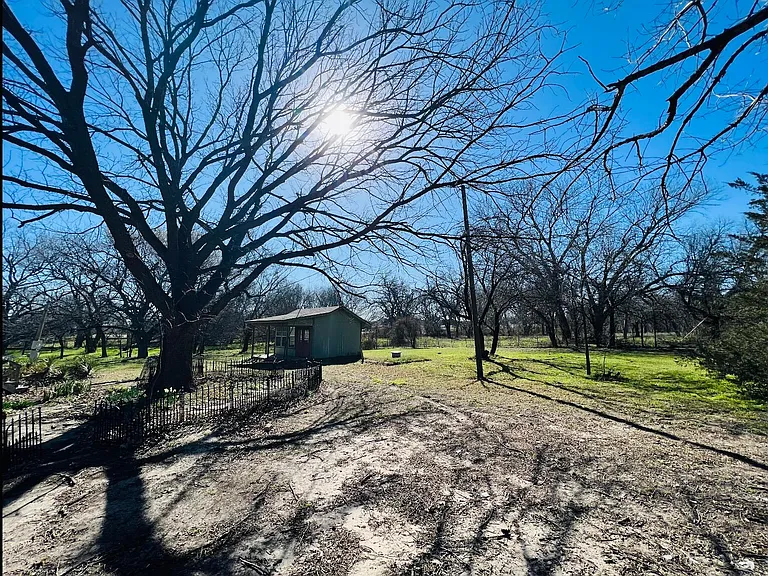 2350 Annetta Centerpoint Rd — Photo 16