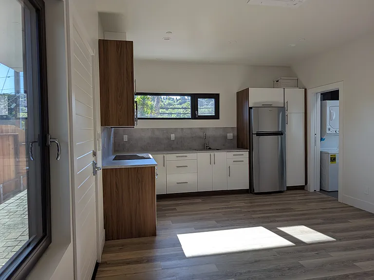 3636A Jefferson Ave #1 — Photo 3