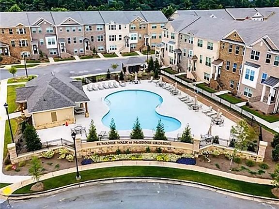2nd image of 891 Sunset Park Dr
