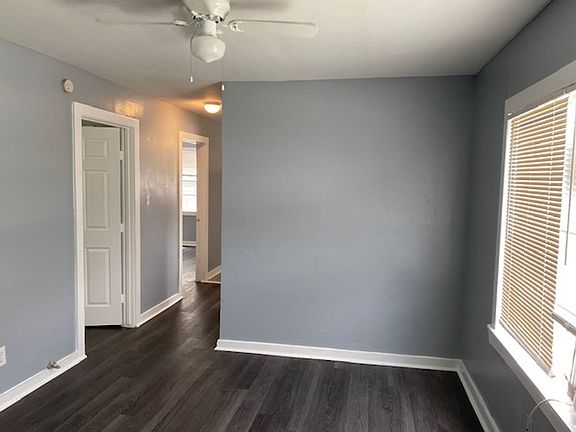 3rd image of 3100 Brackenridge St #1