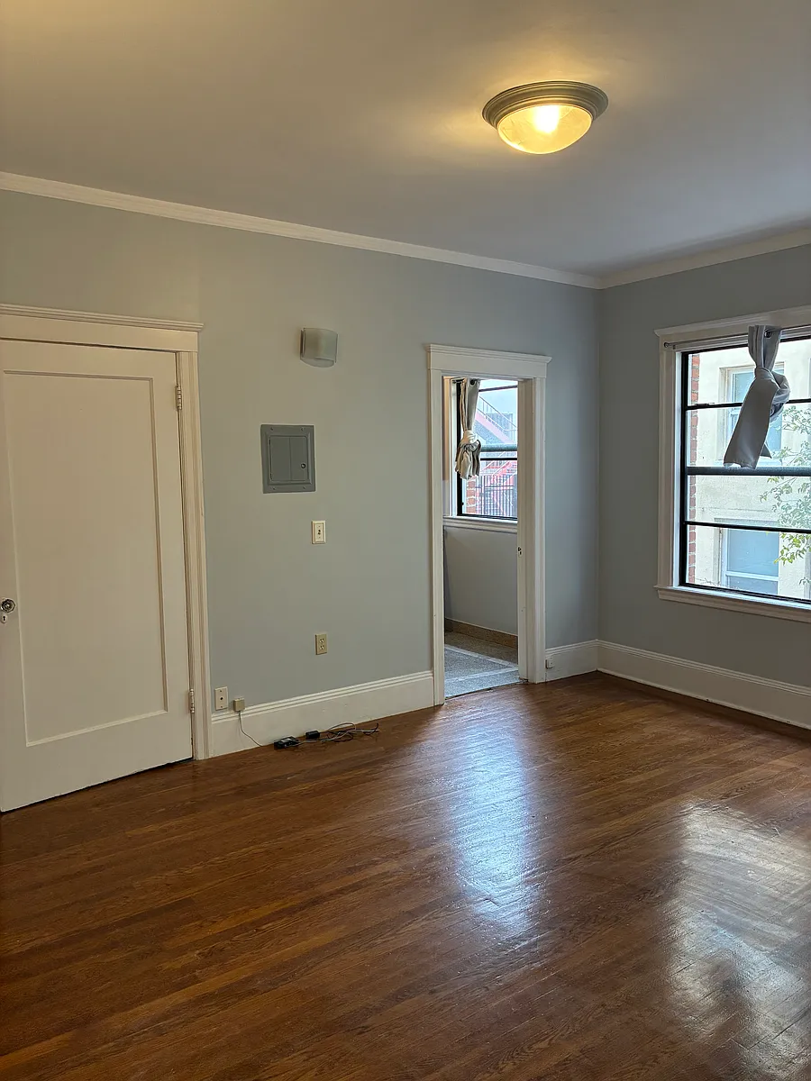 Building Photo - 123 Bay Pl #101