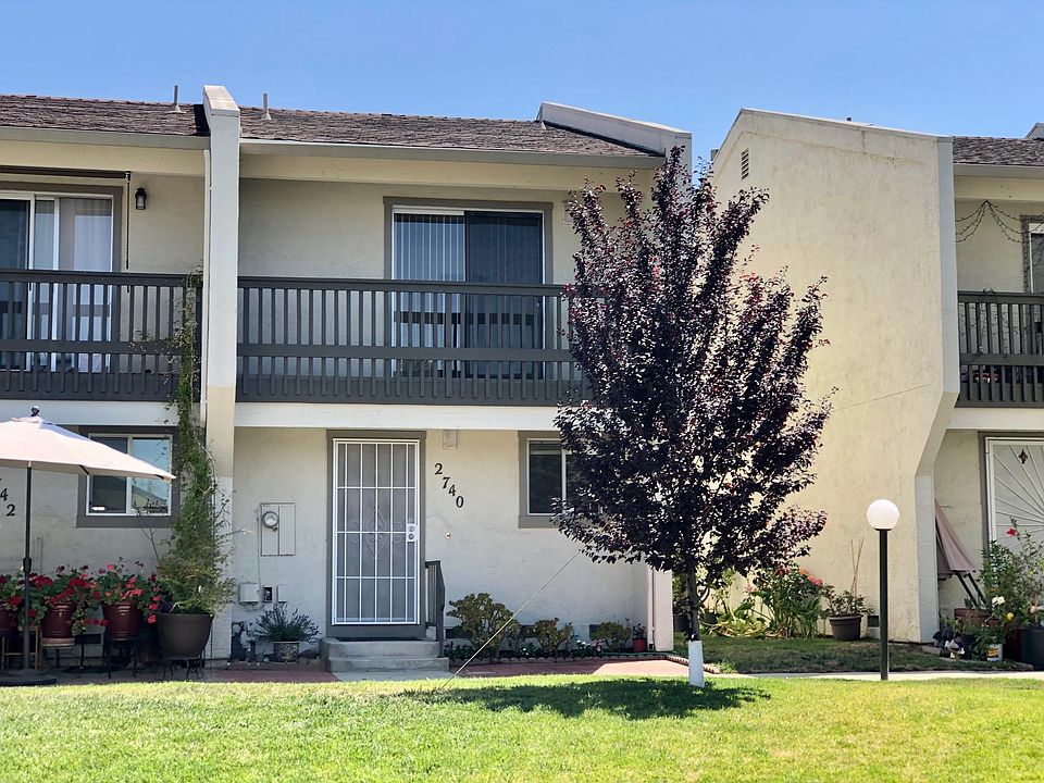 2740 Norita Court townhouse unit.