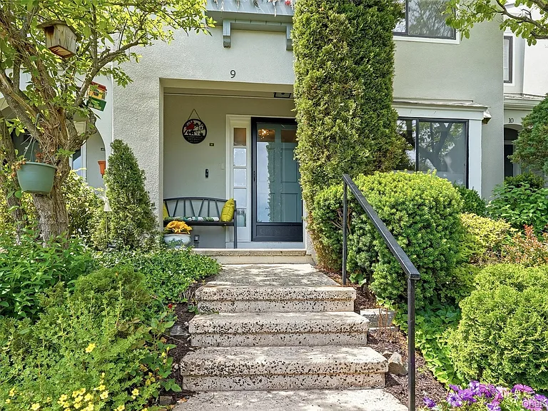11 Wildwood Rd #9 — Photo 1