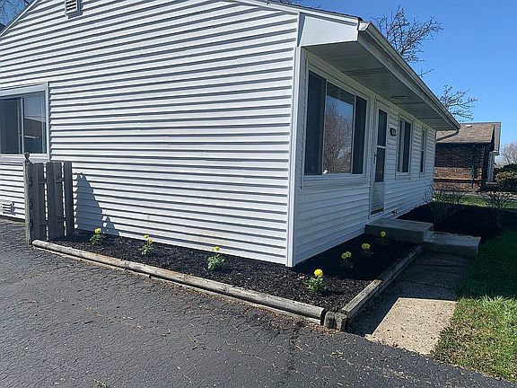 2nd image of 16766 91st Ave