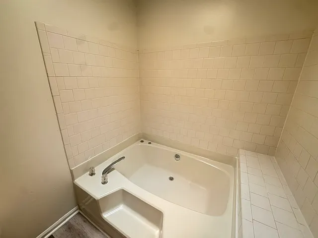 6821 Playfield Dr — Photo 11