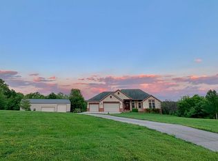 164 Cricket Ln, Rogersville, MO 65742