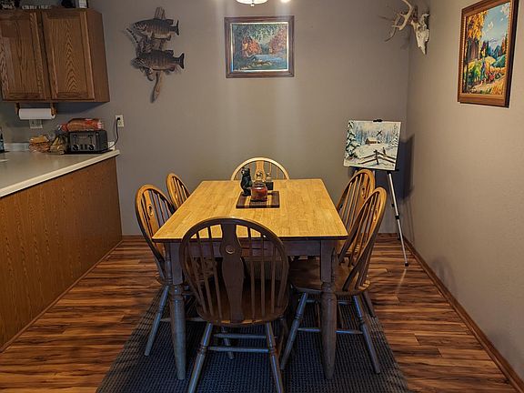5th image of 312 Poplar Ave #312