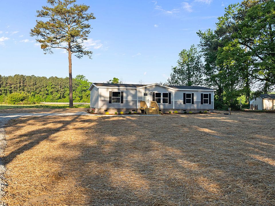 1st image of 671 Clayton Rd