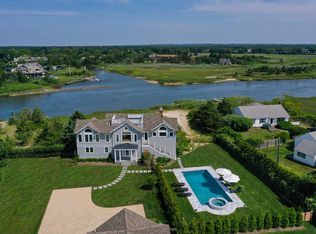 115 Dune Rd, Quogue, NY 11959