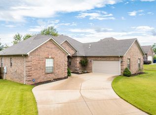 106 Hidden Valley Loop, Maumelle, AR 72113