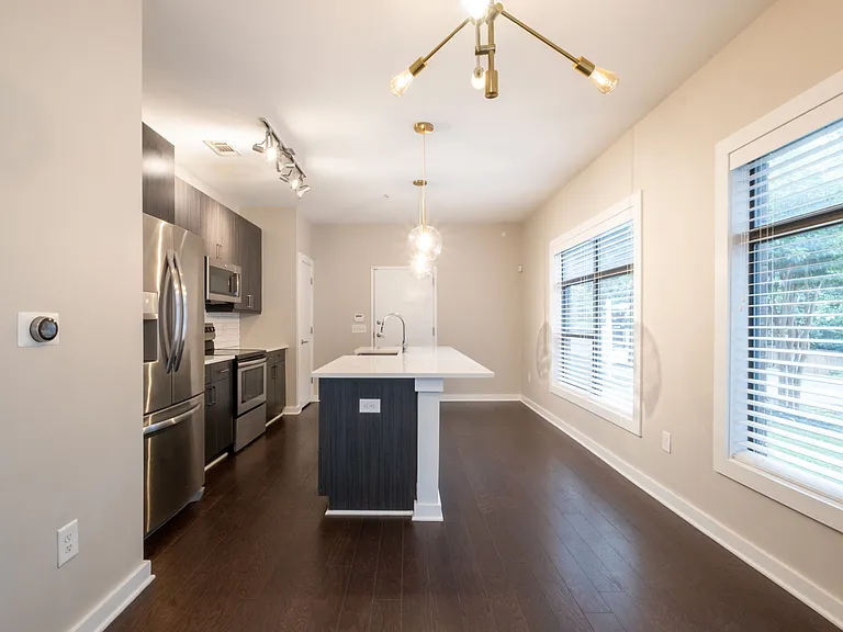 48 Moda Ln — Photo 4