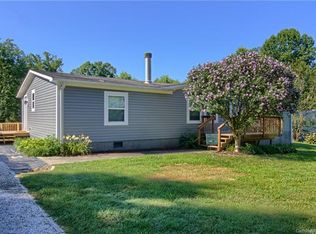 63 Double D Dr, Flat Rock, NC 28731