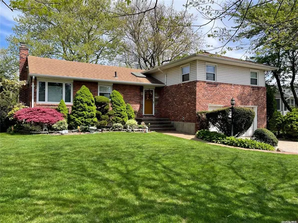 2407 Fortesque Avenue, Oceanside, NY 11572