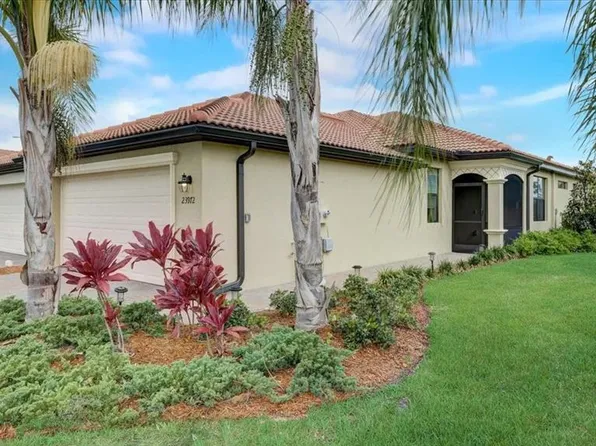 23972 Skyflower Ct, Venice, FL 34293