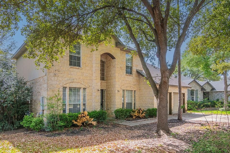 1st image of 2814 Bluejay Dr