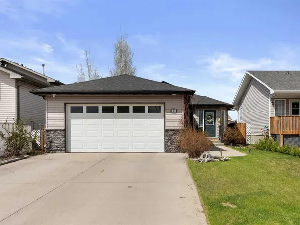 221 S Terrace Dr NE, Medicine Hat, AB T1C 2B6
