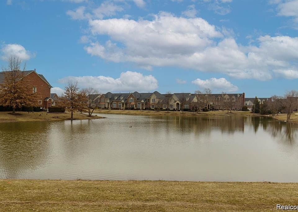 1560 W Lakeview Ln, photo 29